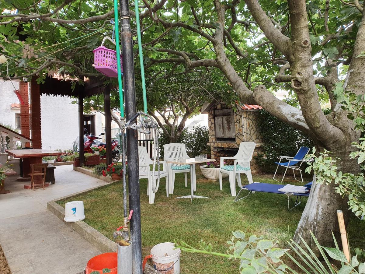 Aenona Sunny Apartment Vrsi Luaran gambar