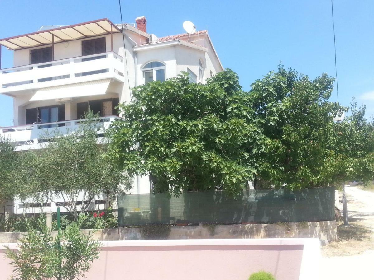 Aenona Sunny Apartment Vrsi Luaran gambar